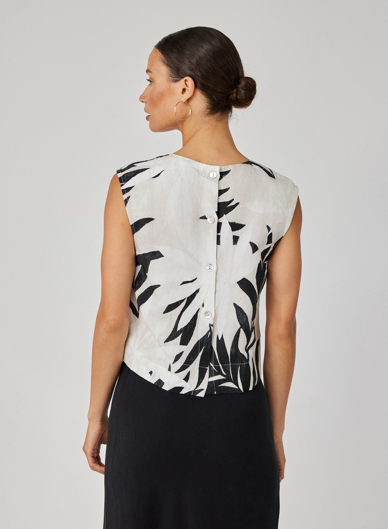 Boxy Button Back Top - Maui Palm Print