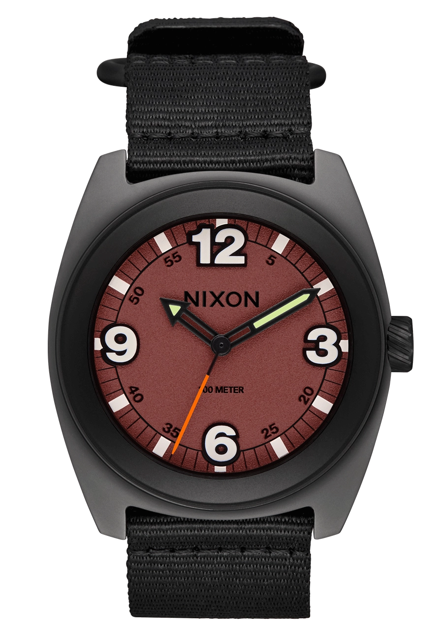 Clutch 42 - Matte Gunmetal / Hot Sauce