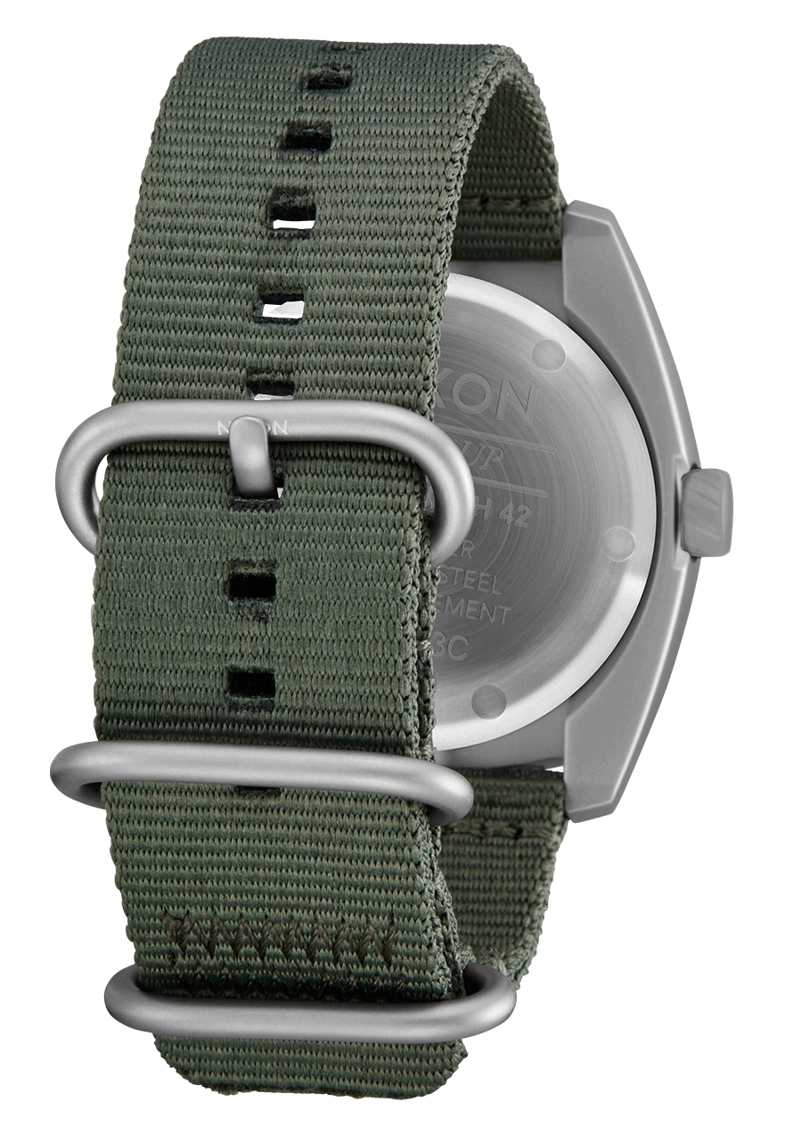Clutch 42 - Matte Silver / Thyme