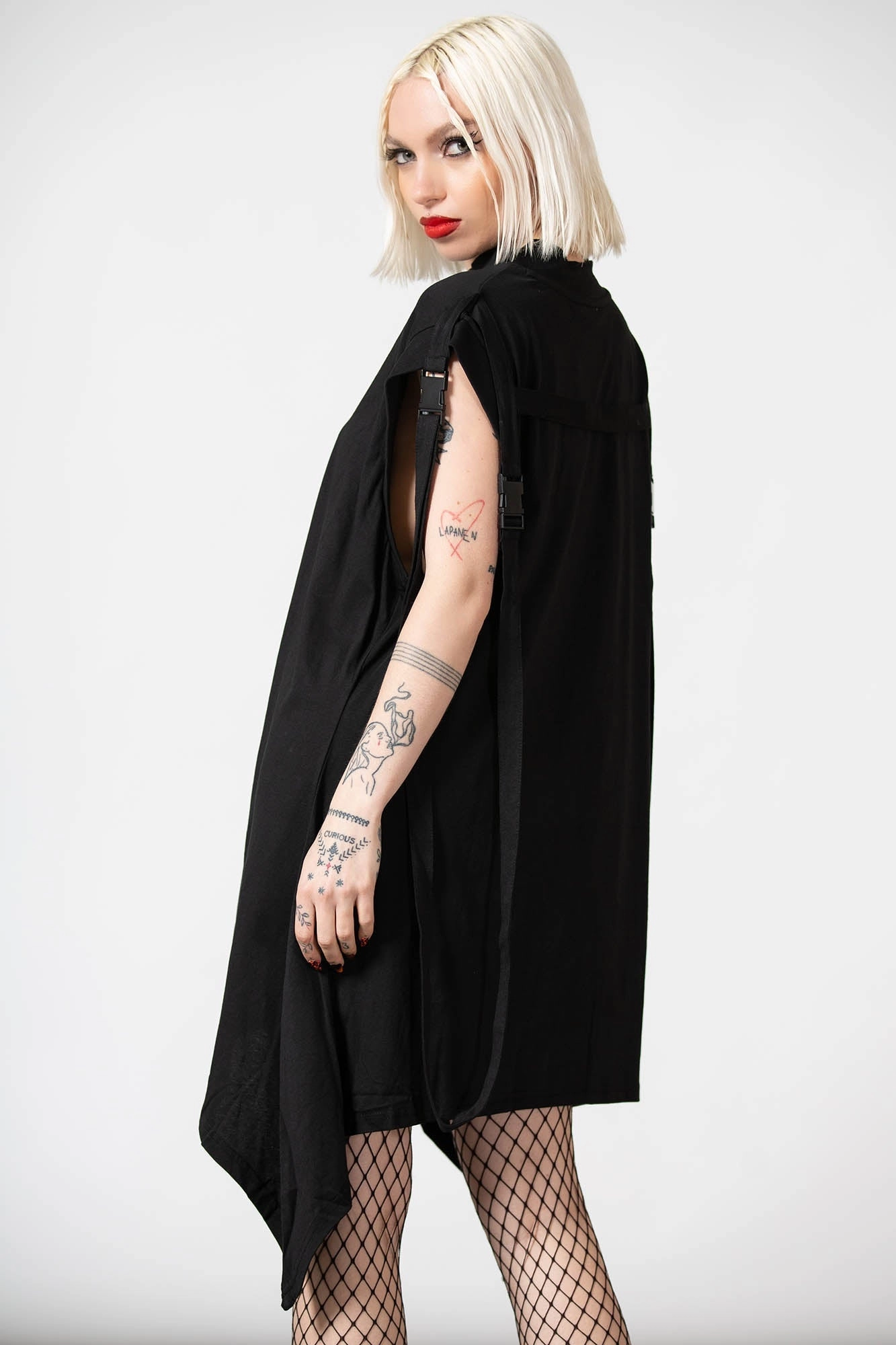 Codex Longline Vest - Resurrect
