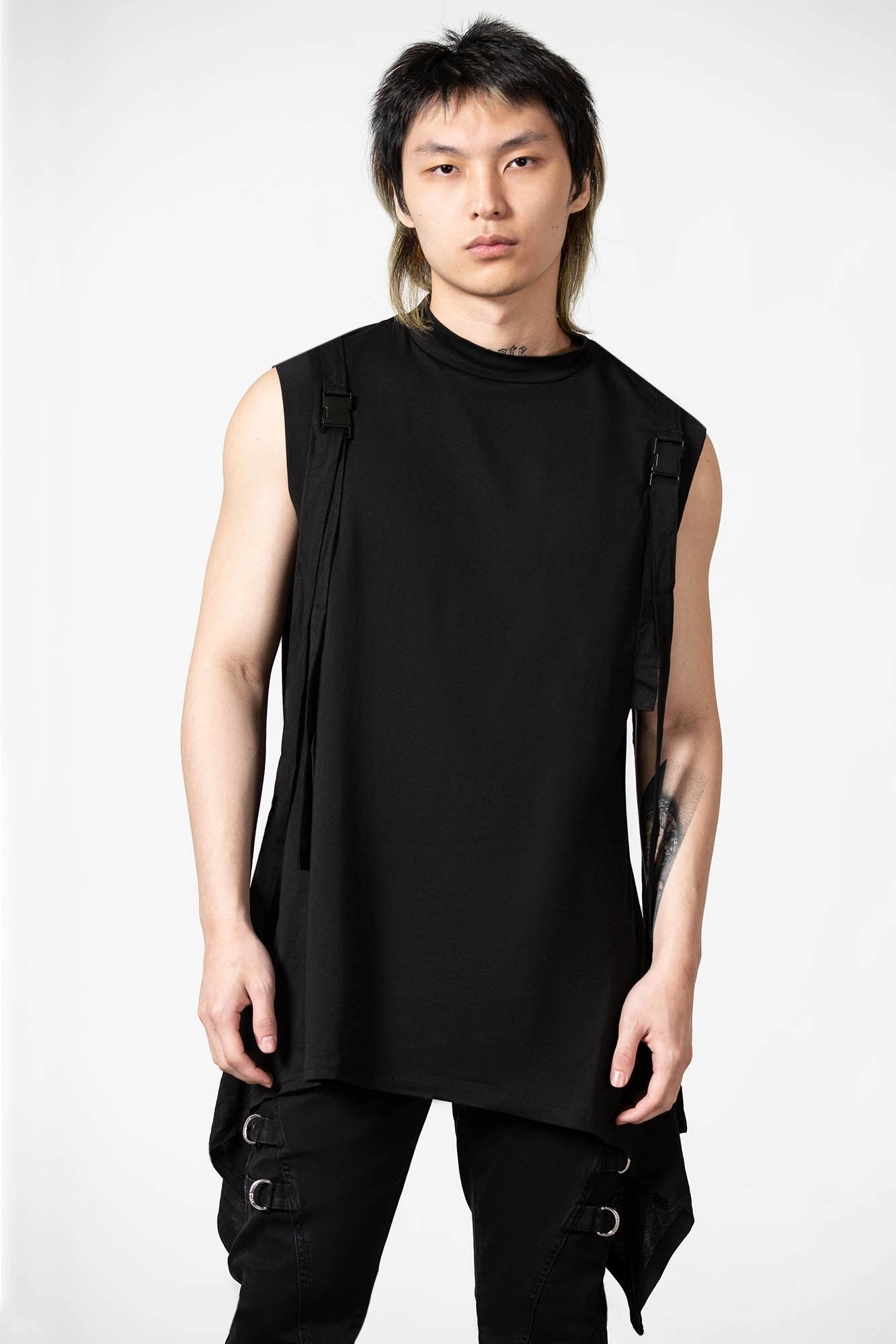 Codex Longline Vest - Resurrect