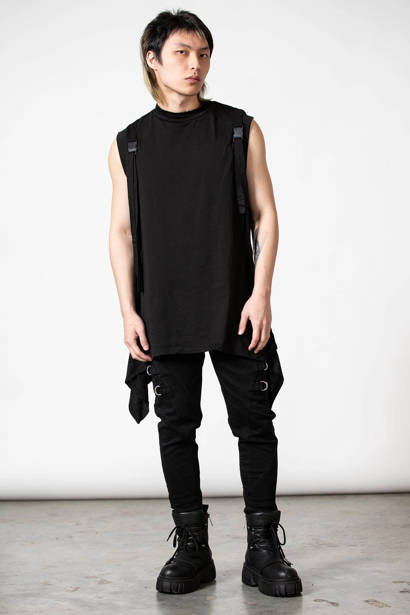 Codex Longline Vest - Resurrect