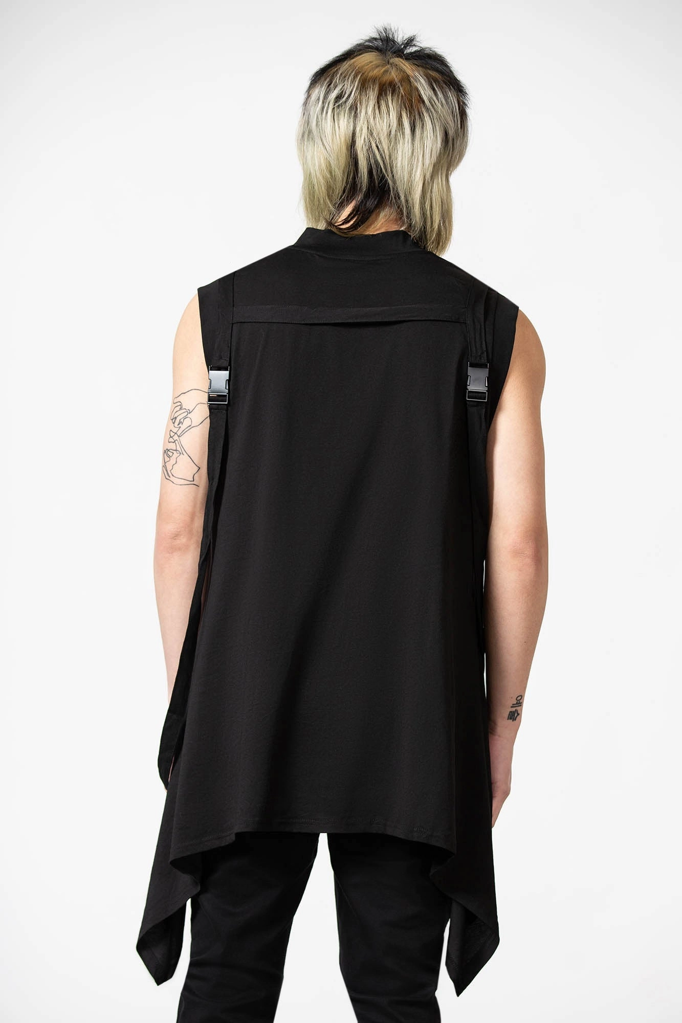 Codex Longline Vest - Resurrect