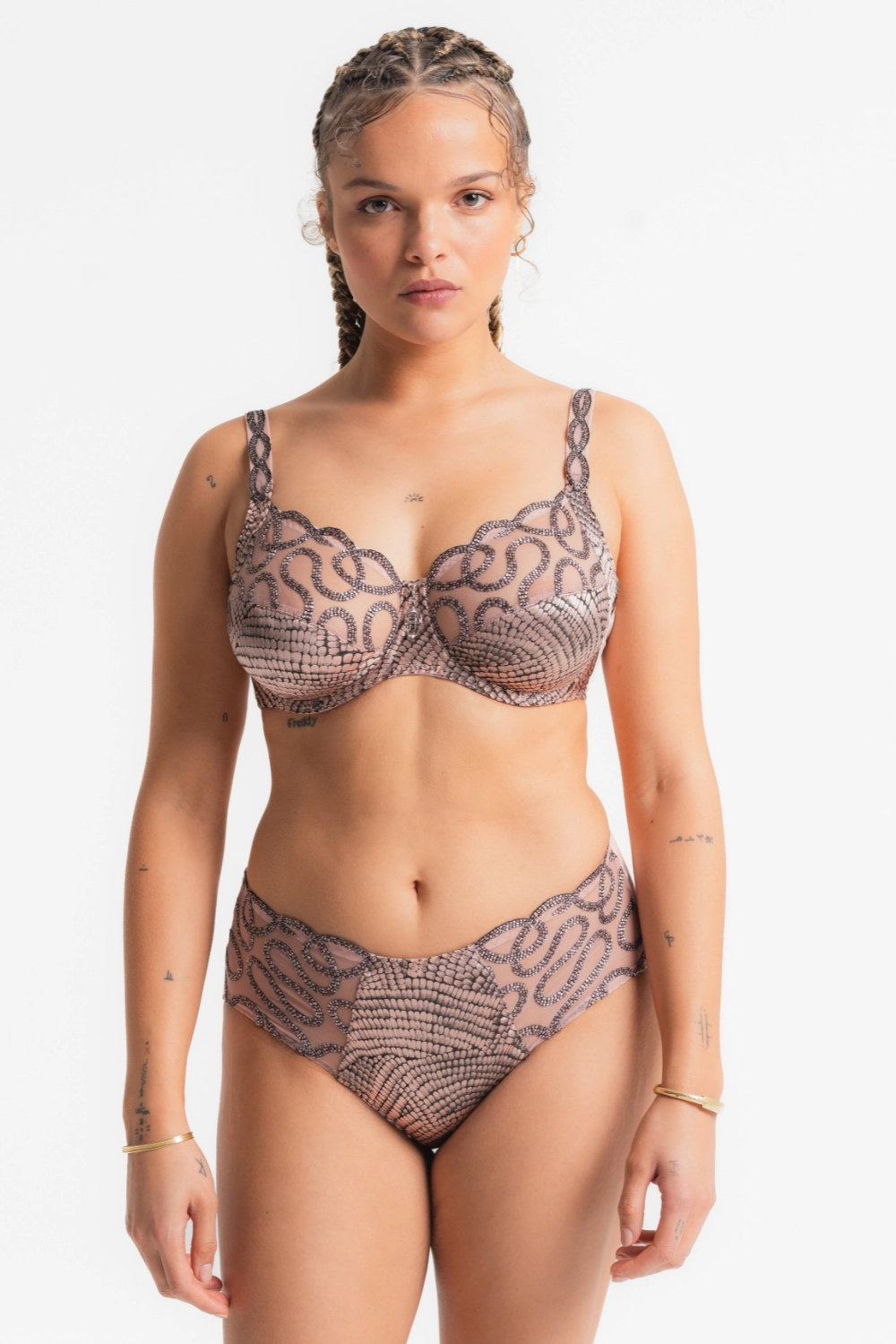 Divine Full Brief