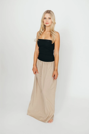 Kaylee Linen and Ribbed Knit Maxi Dress in Black/Tan