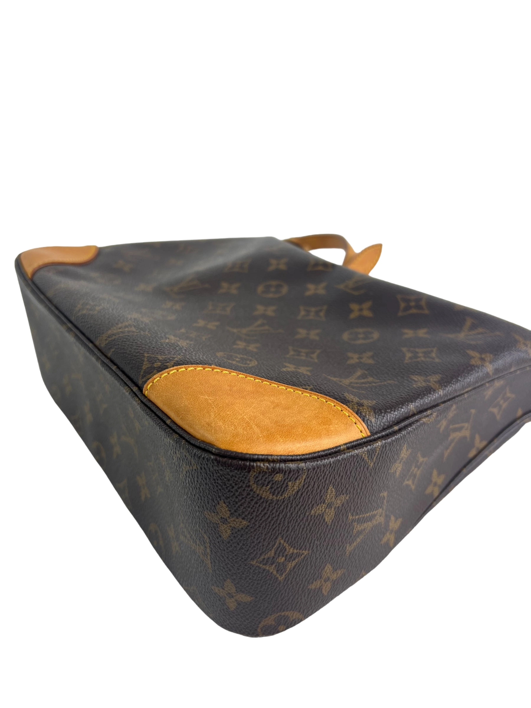Louis Vuitton Monogram Canvas Shoulder Bag