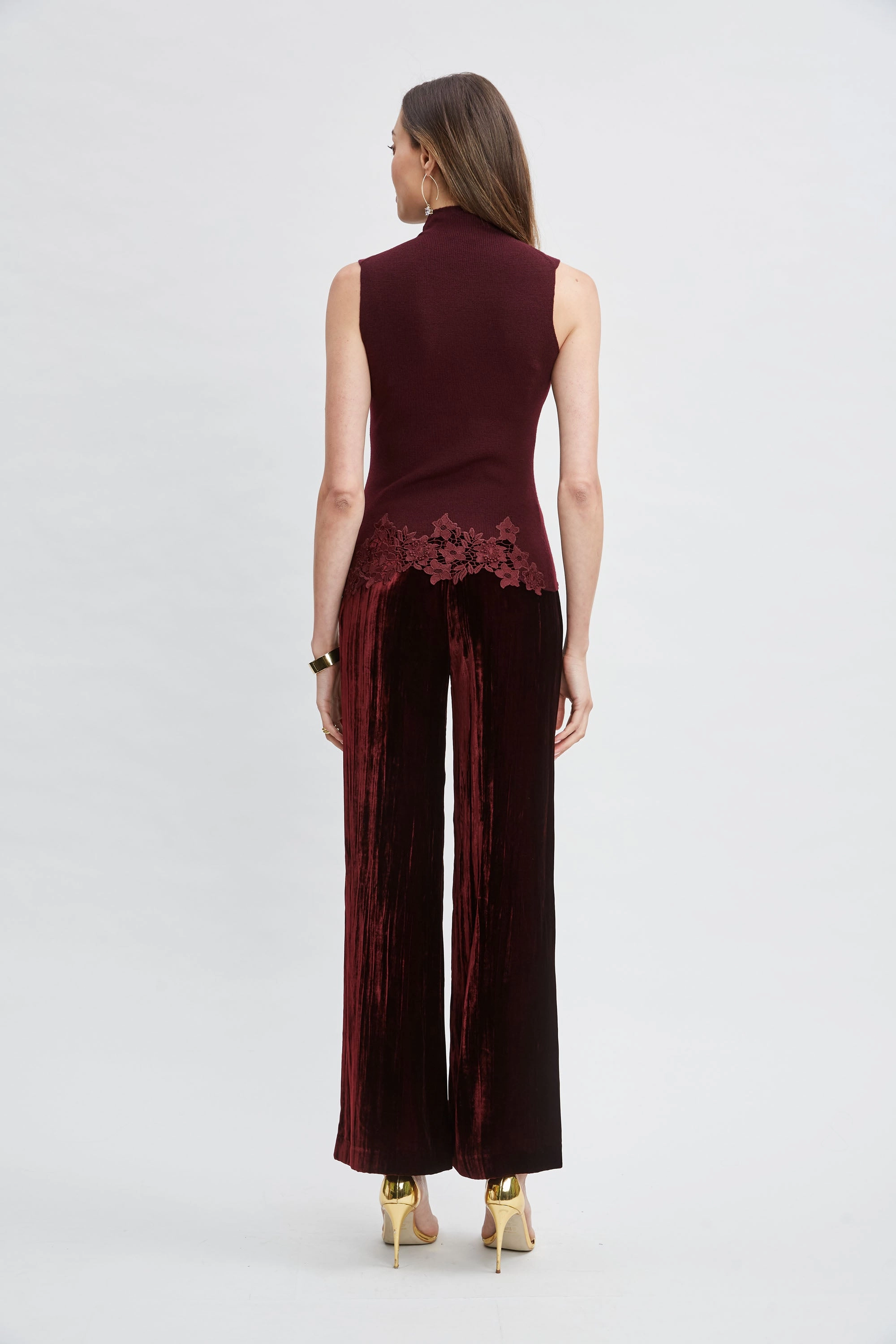 Mock Neck Lace Hem Sleeveless Sweater