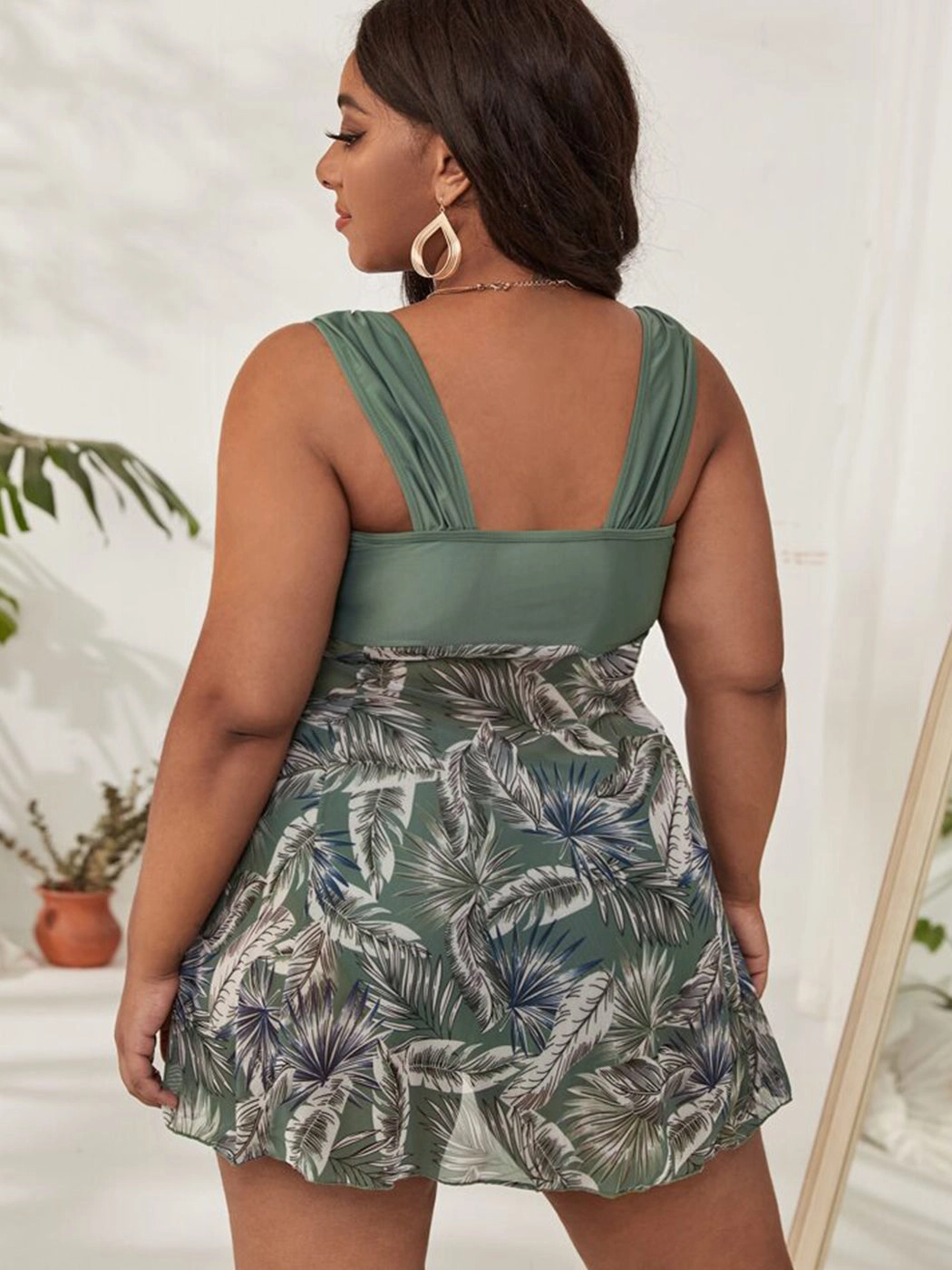 Women's Plus Size Slimming Skirted One-Piece Swimsuit