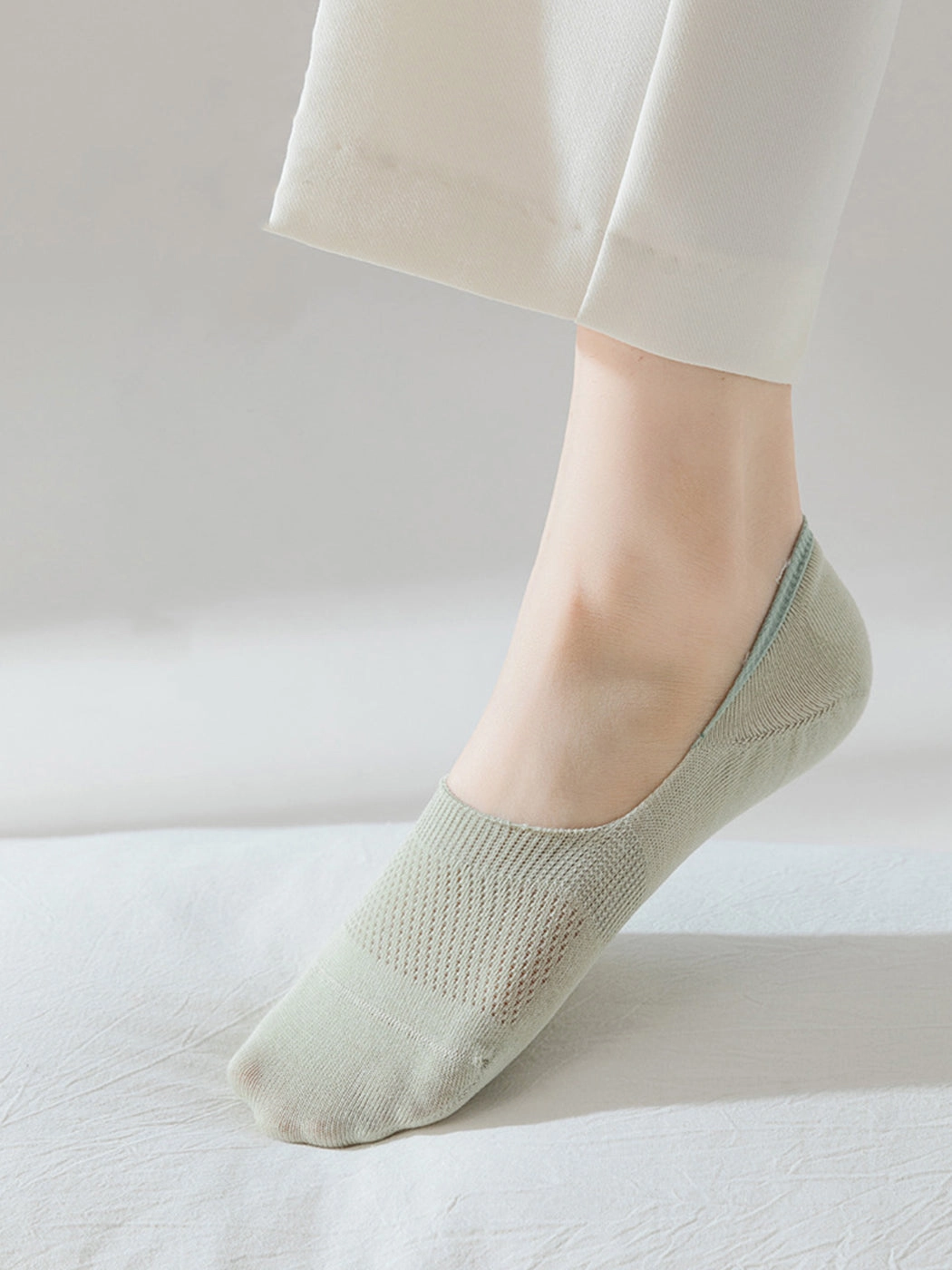 Women's Summer Thin Mesh Cotton Invisible Socks